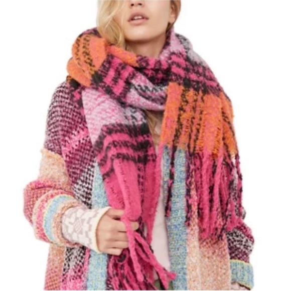 FREE PEOPLE HOMECOMING PLAID BLANKET SCARF - Picture 5 of 12